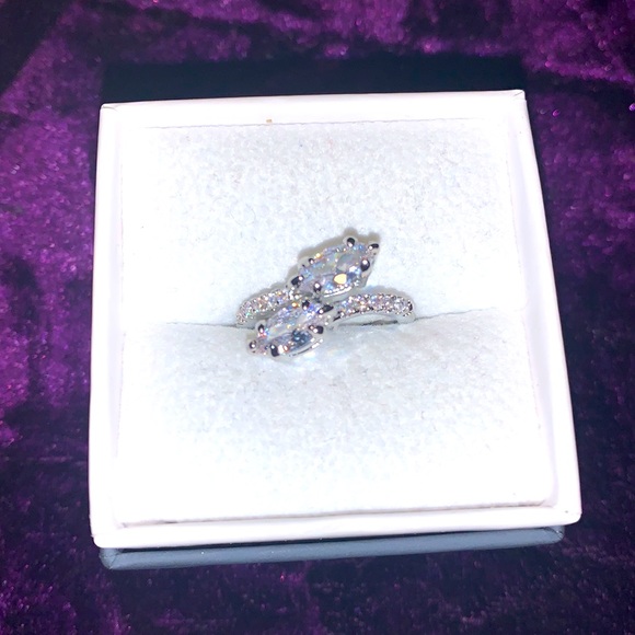 🧿2/$15🧿 NWT/NIB Clear Quartz Dual Snake🐍Silver Ring 7 - Picture 1 of 17